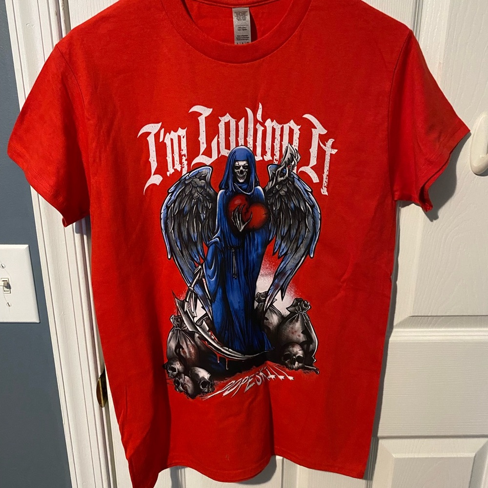 Red and Blue Short Sleeve Graphic Tee